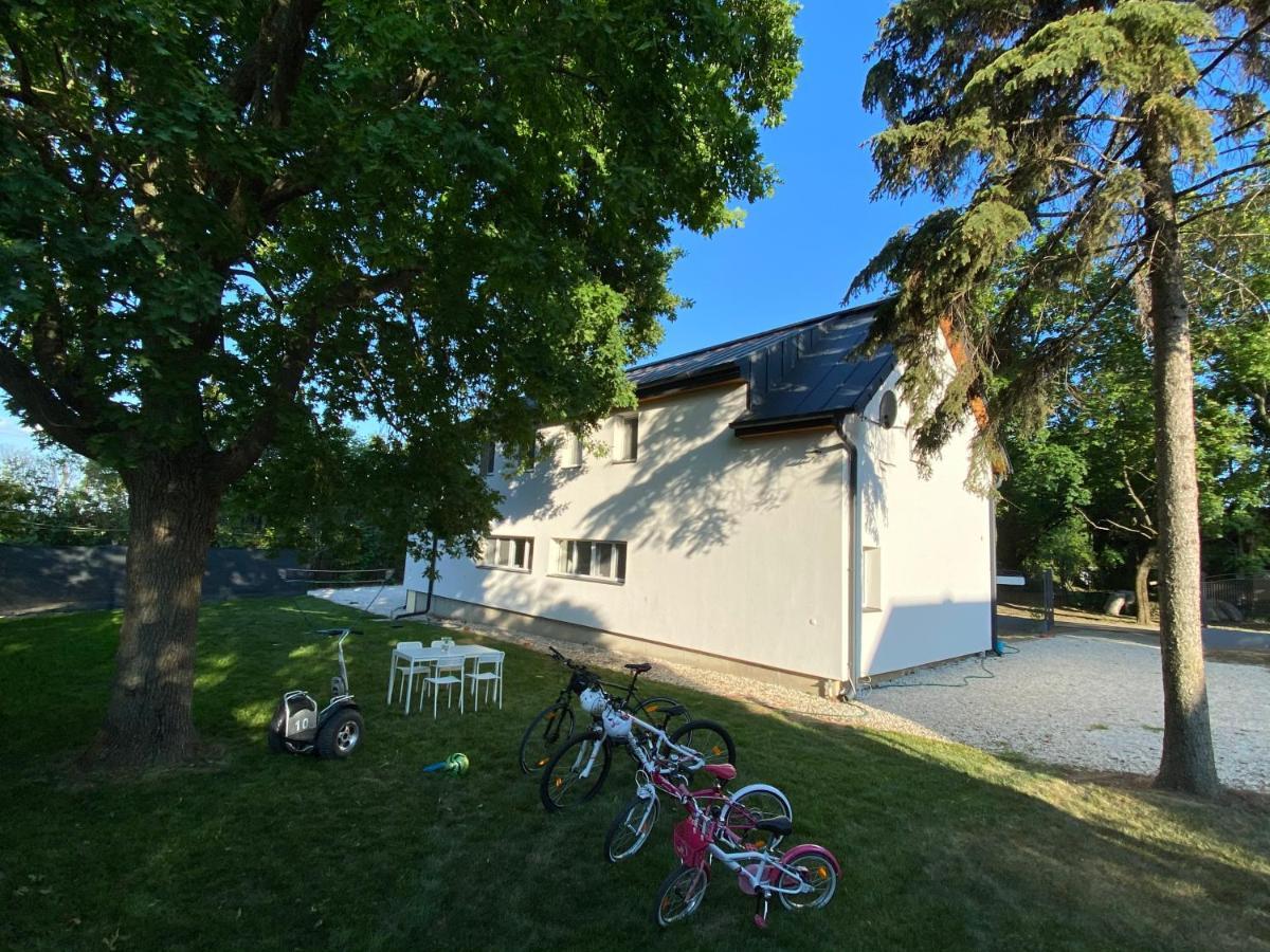 Bike & Fun Apartments - Балатонакаратя Екстериор снимка